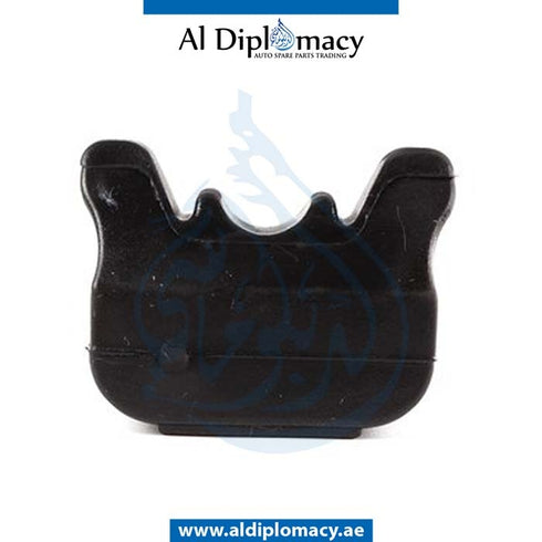 Lower RADIATOR RUBBER MOUNT for BMW 1 SERIES 2007-2011 models, Part Number 17117805310