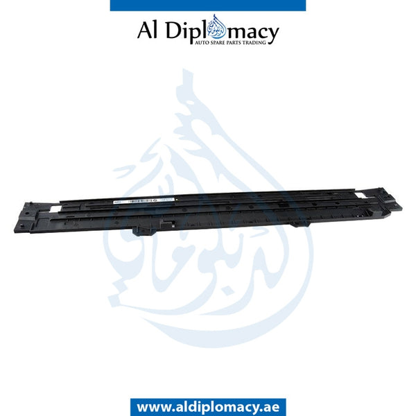 Lower RADIATOR COVER for BMW 1 SERIES 2011-2015 models, Part Number 17118625433