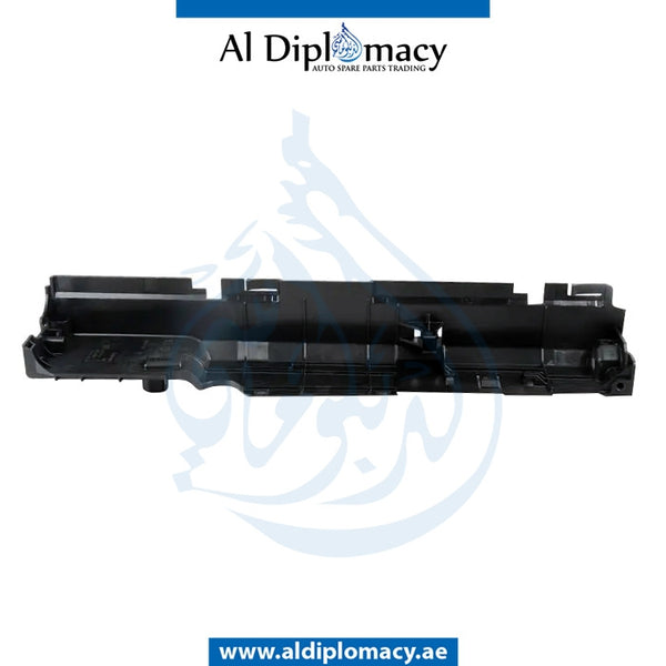 Right RADIATOR MOUNTING BRACKET for BMW 1 SERIES 2011-2015 models, Part Number 17118625437