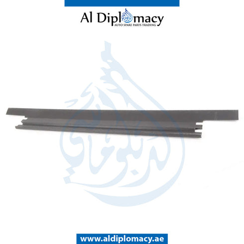 Upper INTERCOOLER SEAL for BMW 1 SERIES 2011-2015 models, Part Number 17517600544