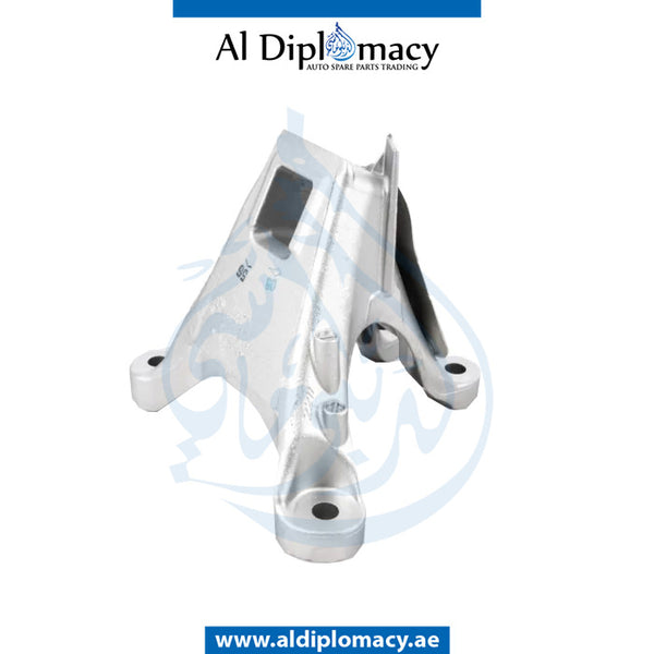 Right ENGINE SUPPORTING BRACKET for BMW 3 SERIES 2018-2022 models, Part Number 22116870760