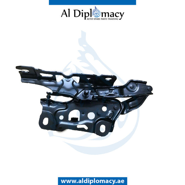 Right HOOD HINGE for BMW 5 SERIES 2017-2020 models, Part Number 41007427052