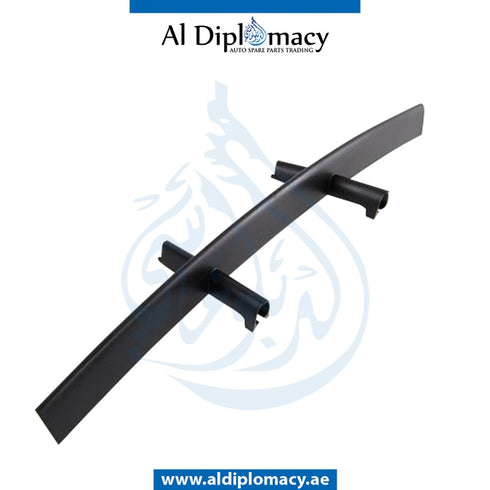 Front Lower BUMPER Grille, CENTER for BMW 5 SERIES models, Part Number 51117033702