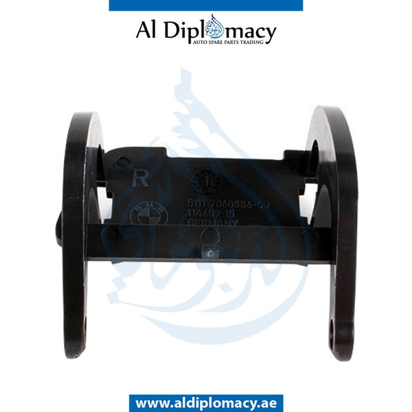 Right HEADLIGHT WASHER COVER for BMW 5 SERIES 2004-2010 models, Part Number 51117060586