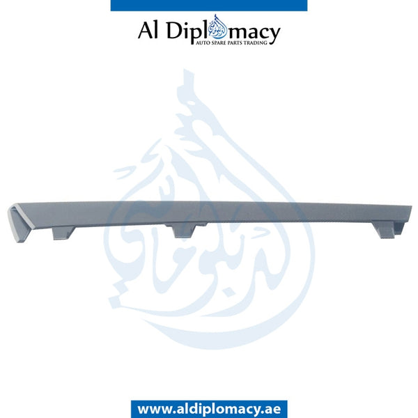 Front Right Lower BUMPER GRILLE MOLDING for BMW 3 SERIES 2005-2011 models, Part Number 51117198900