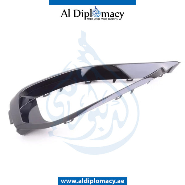 Right FOG LAMP GRILLE MOLDING for BMW 4 SERIES 2013-2017 models, Part Number 51117294840