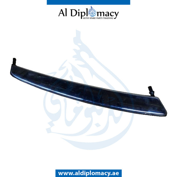 Front Right Lower BUMPER GRILLE MOLDING for WRAITH 2016-2023 models, Part Number 51117370552