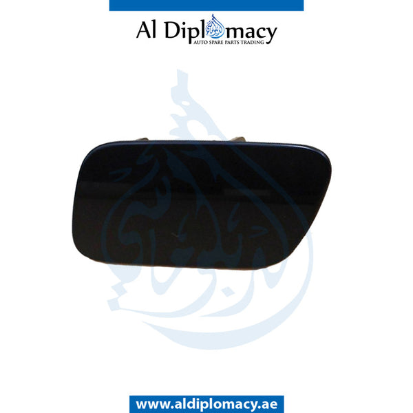 Right HEADLIGHT WASHER COVER for BMW 7 SERIES 2015 models, Part Number 51117405596