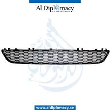 Front Lower BUMPER Grille, CENTER for BMW 5 SERIES 2016-2020 models, Part Number 51118064930