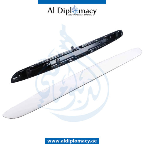 TRUNK LID GRIP for Mini Mini 2006-2010 models, Part Number 51132754240