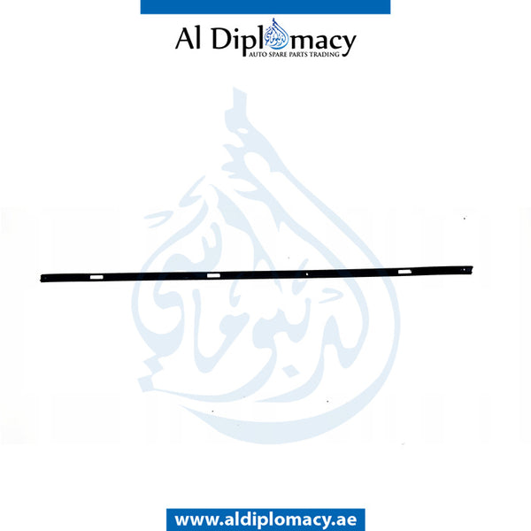 Right ROOF RAIL GASKET for BMW X1 SERIES 2012-2015 models, Part Number 51132990988