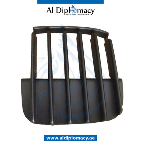 Right SHOW GRILLE for Z1 SERIES 1982-1994 models, Part Number 51138134476