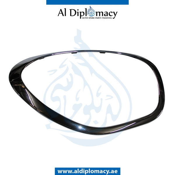 Right HEADLIGHT TRIM RING for Mini Mini 2011-2016 models, Part Number 51139801574