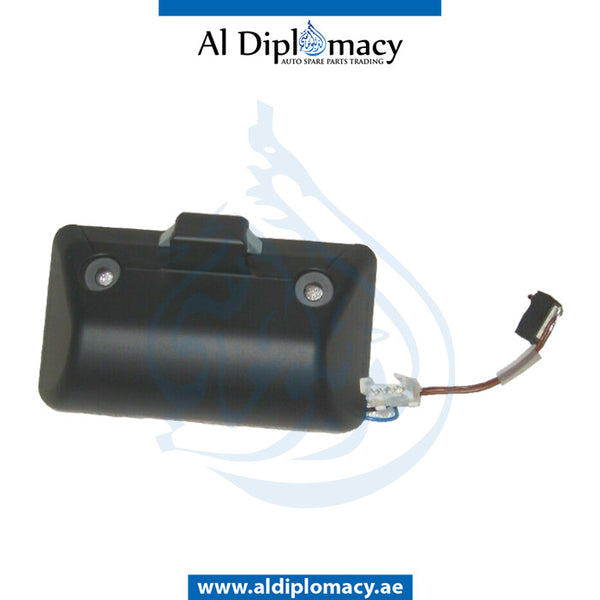 Lower GLOVE BOX LOCK PART for Z8 SERIES 2000-2003 models, Part Number 51167026224