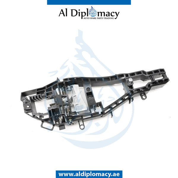 Front Right Carrier, OUTSIDE DOOR HANDLE for BMW 1 SERIES 2011-2015 models, Part Number 51217242568