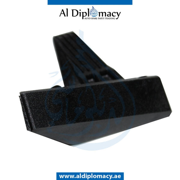 Right HOOD GUIDE TOP for Mini Mini 2001-2006 models, Part Number 51236800798