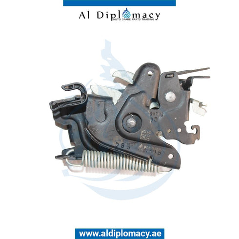 Right HOOD LOCK for BMW 5 SERIES 2017-2020 models, Part Number 51237347409