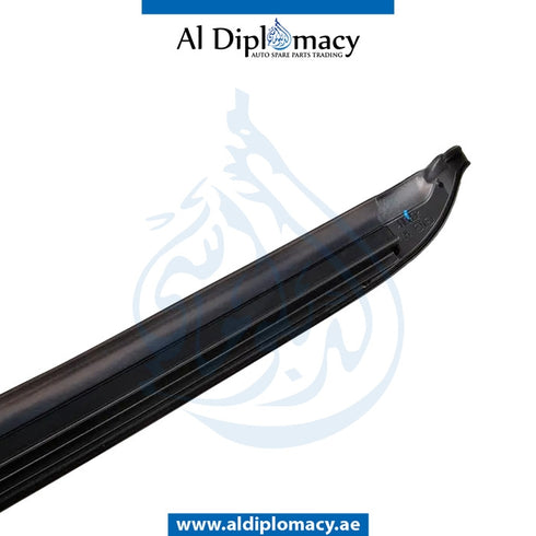 Front Right WINDSHIELD MOLDING for BMW 5 SERIES models