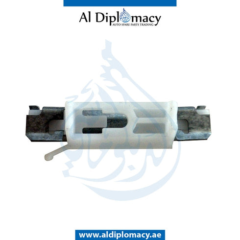 Front WINDSHIELD SIDE MOLDING CLIP for BMW X5 SERIES 2013-2017 models, Part Number 51317177029