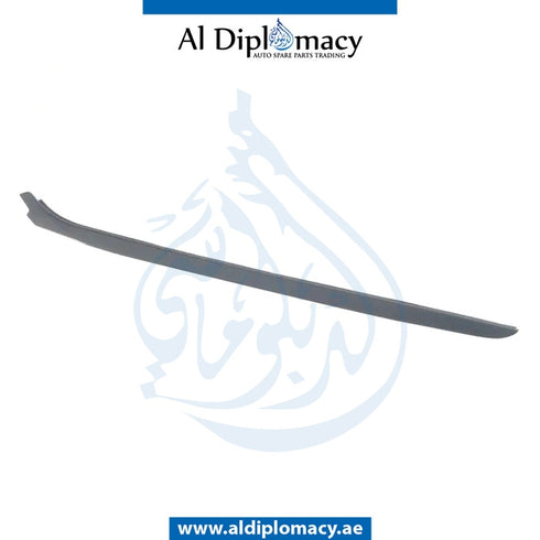 Front Left WINDSHIELD MOLDING COVER for BMW 3 SERIES 2012-2015 models, Part Number 51317258187