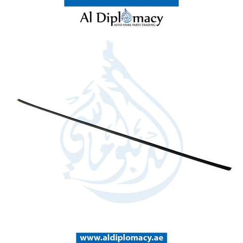 WINDSHIELD Cover, TOP for BMW 4 SERIES 2013-2017 models, Part Number 51317285915