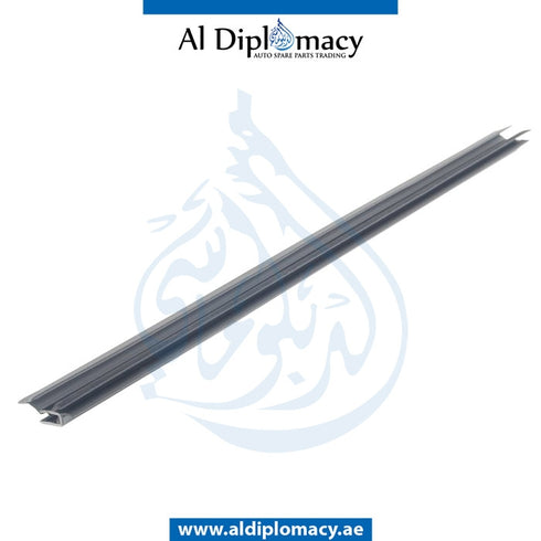 Front Right CHANNEL Sealing, Inside, DOOR for BMW 3 SERIES 2005-2011 models, Part Number 51337060234