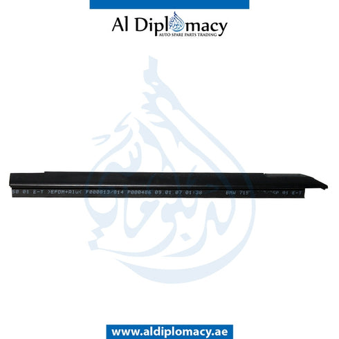 Front Right DOOR MOLDING for BMW 3 SERIES 2005-2013 models, Part Number 51337157252