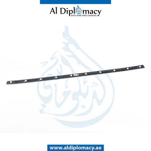 Front Left Lower DOOR MOLDING for BMW 7 SERIES 2015 models, Part Number 51337364351