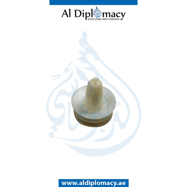 CLIP for BMW 3 SERIES 1990-2000 models, Part Number 51438189311