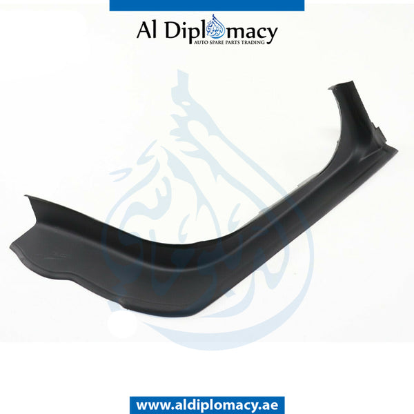 Right TRUNK LID COVER for BMW 7 SERIES 2015 models, Part Number 51497364426