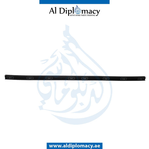 ENGINE HOOD SEAL for BMW 7 SERIES 2001-2008 models, Part Number 51717061915