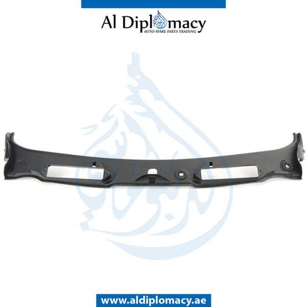 Front WINDSHIELD COWL COVER for BMW 3 SERIES 2005-2013 models, Part Number 51717161033