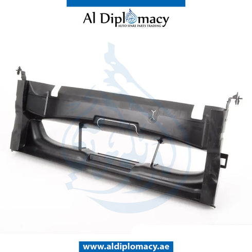 AIR Duct, BOTTOM for BMW 3 SERIES 2015-2019 models, Part Number 51747294911