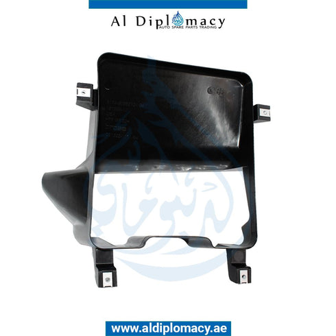 Right RADIATOR AIR DUCT for BMW X5 SERIES 2013-2018 models, Part Number 51748055212
