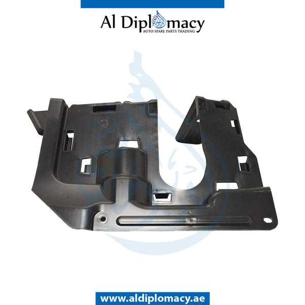 Left STEERING ASSEMBLY COVER for BMW X5 SERIES 2018-2023 models, Part Number 51757424917