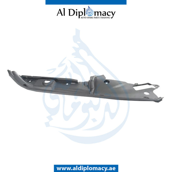 Right SIDE PANEL SEAL for BMW 7 SERIES 2015 models, Part Number 51767347400