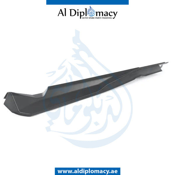 Left SIDE PANEL SEAL for BMW 3 SERIES 2018-2022 models, Part Number 51767419385