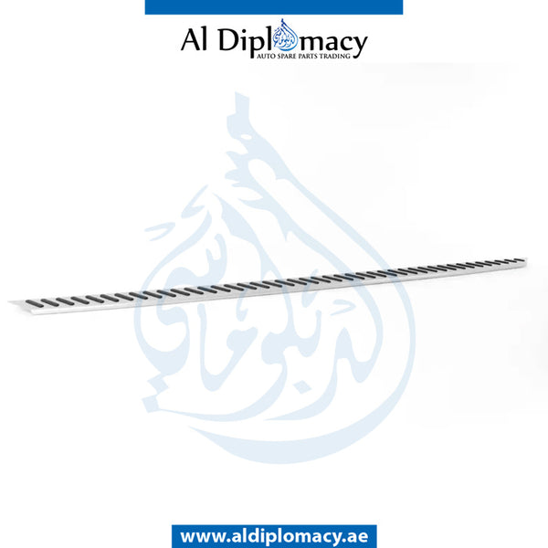 Left SIDE SKIRT RUNNING BOARD for BMW X5 SERIES 2013-2018 models, Part Number 51777294385