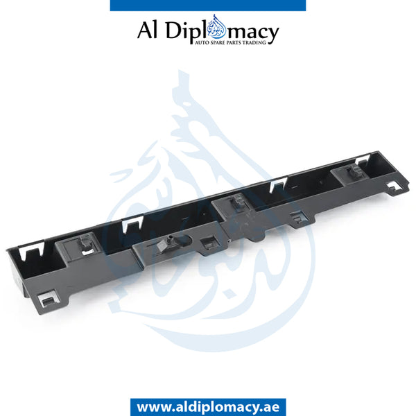 Left SIDE SKIRT SUPPORTING BRACKET for BMW 4 SERIES 2014-2017 models, Part Number 51777320205