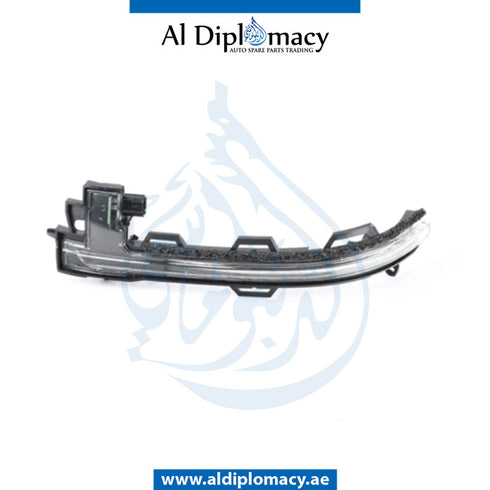 Left Mirror TURN SIGNAL LAMP for BMW 3 SERIES 2018-2022 models, Part Number 63137498159