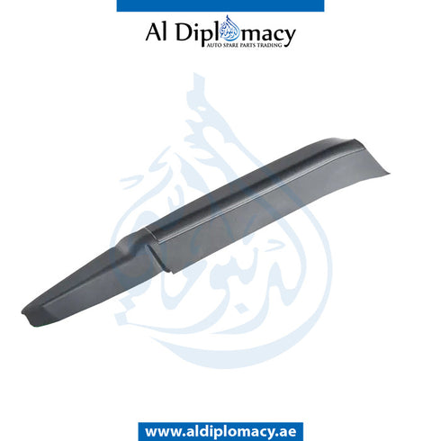 Left TRUNK LID STOPLIGHT FINISHER MOLDING for BMW 7 SERIES 2008-2015 models, Part Number 63217206389