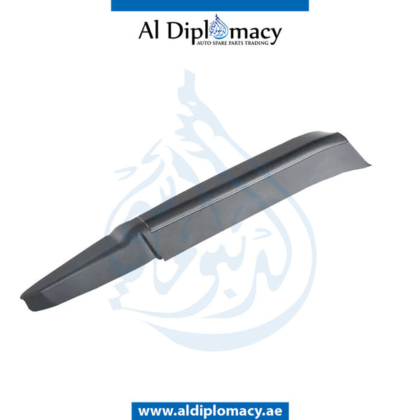 Left TRUNK LID STOPLIGHT FINISHER MOLDING for BMW 7 SERIES 2008-2015 models, Part Number 63217206389