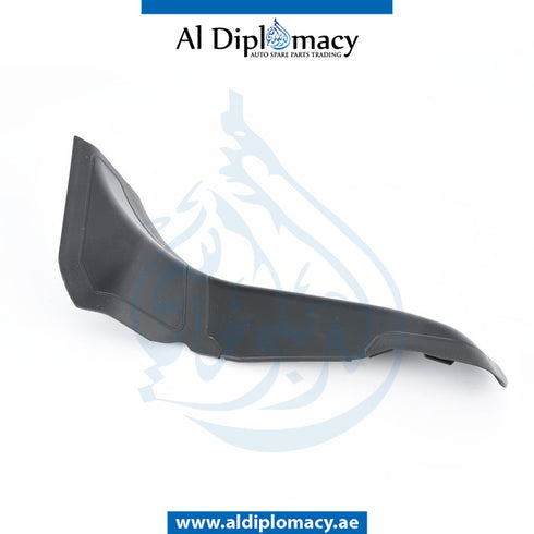 Right STOPLIGHT Finisher, TRUNK LID for BMW 5 SERIES 2017-2020 models, Part Number 63217382960