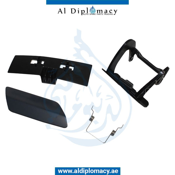 Right HEADLIGHT WASHER COVER for Mercedes-Benz GL Class X166 (2013-2019) models, Part Number A1668600308 9999