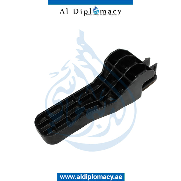 Right RADIATOR BRACKET for Mercedes-Benz S Class W222 (2014-2020) models, Part Number A2225045940