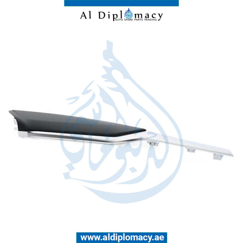 Right CENTER CONSOLE TRIM for BMW 3 SERIES 2018-2022 models, Part Number 51166994077