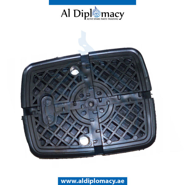 TURN SIGNAL LAMP PAD for G Class 1992-2022 models, Part Number A0008260085