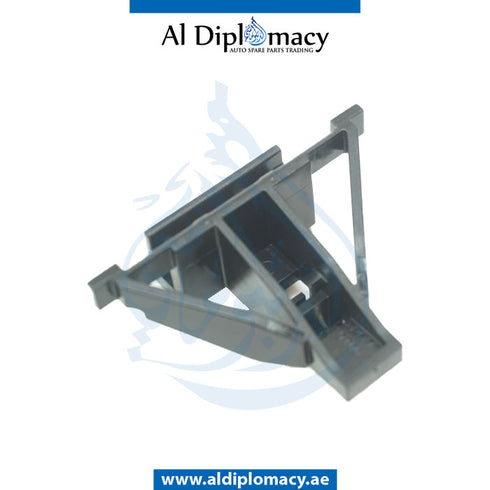 Front FENDER MOUNTING CLIP for C Class 2015-2021 models