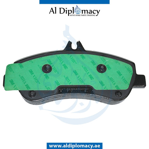 Front BRAKE PAD for Mercedes-Benz C Class W204 (2007-2015) models, Part Number A0074206620