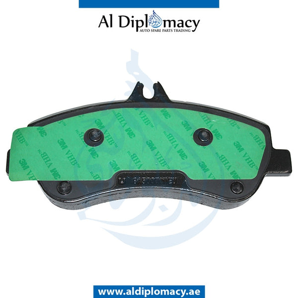 Front BRAKE PAD for Mercedes-Benz C Class W204 (2007-2015) models, Part Number A0074206620